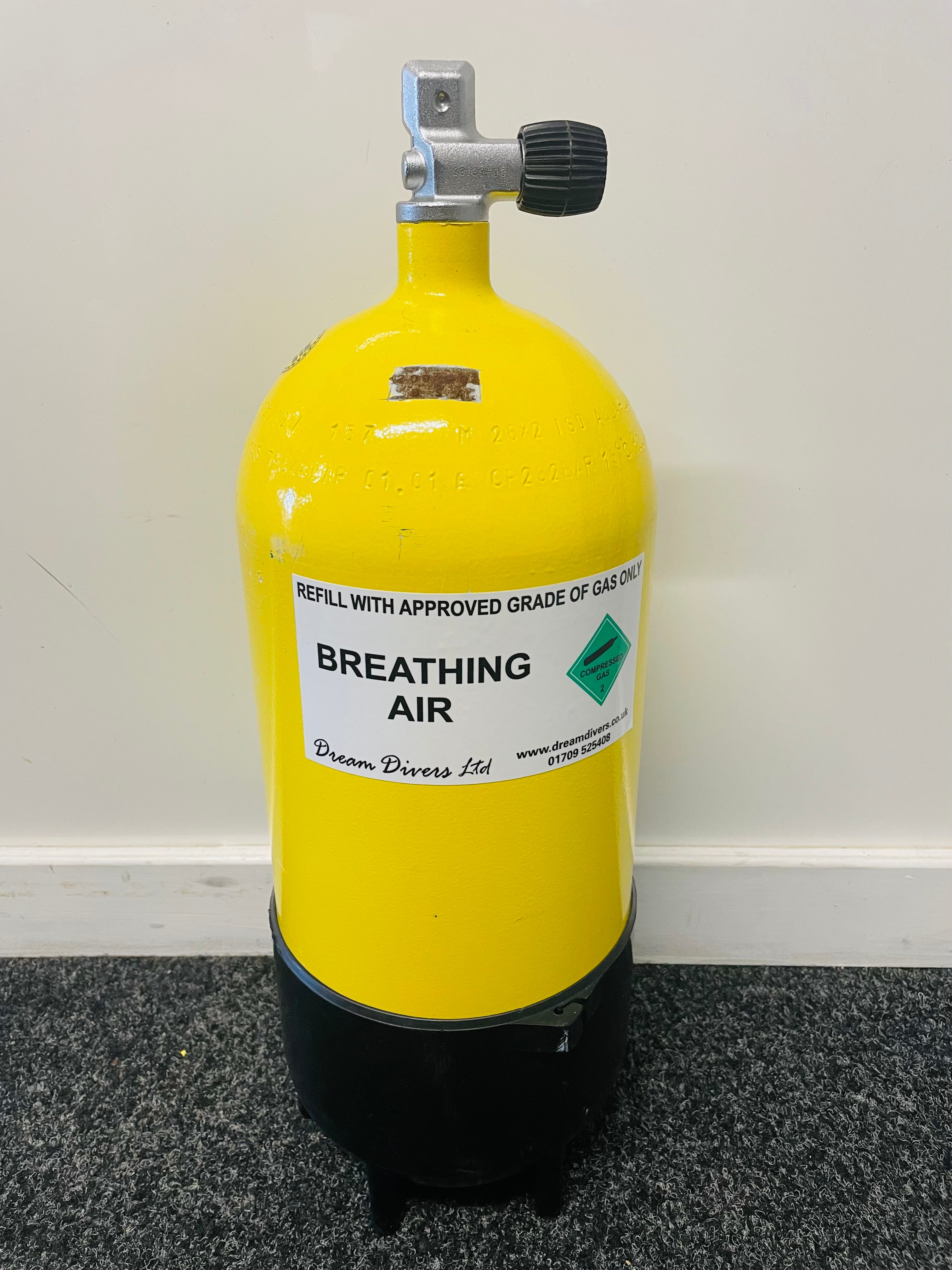 12 Litre GCS 232 Bar Dumpy Cylinder With Valve And Boot