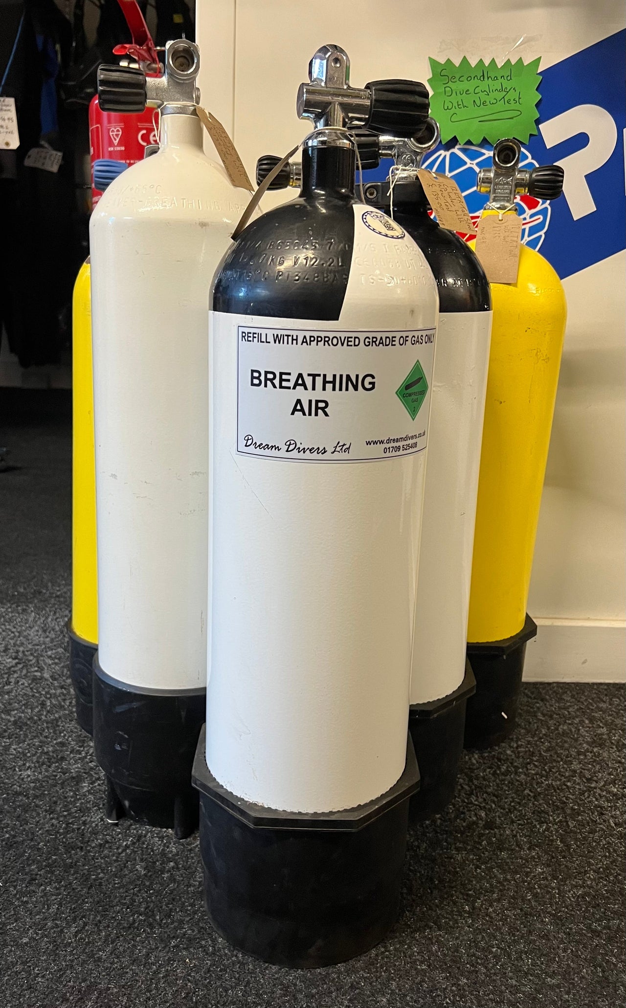 12 Litre 232 Bar Tall Cylinder With Valve And Boot